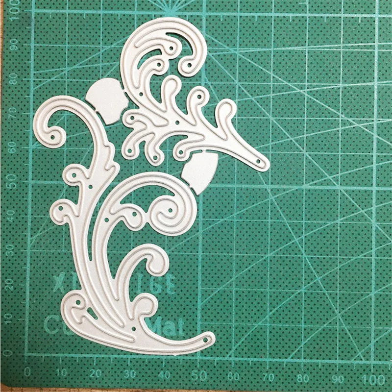 

Metal Cutting Dies Cut Mold Lace Vine Strip Edge Border Decoration Scrapbook Paper Craft Knife Mould Blade Punch Stencils dies