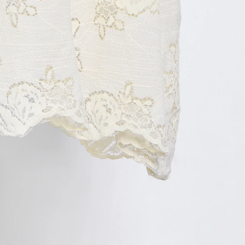 

Vintage Patchwork Lace Dress For Women V Neck Lantern Sleeve High Waist Long Dresses Female 2021 Fashion New Tide