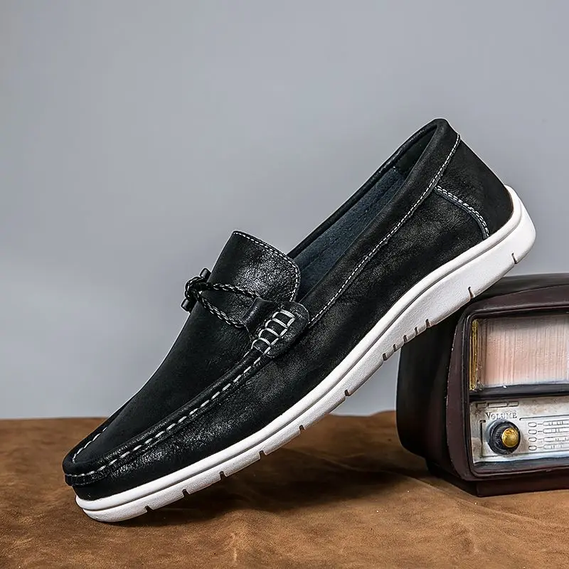 

New Style Doudou Shoes Men's Leisure Outdoor Show In England Pu Small Leather Shoes Sewing Comfortable Hot Men's Shoes KN129