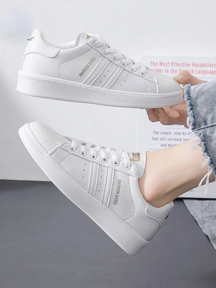 

summer Korean version small white shoes female student board shoes female thick bottom muffin woman vulcanize shoes sneakers