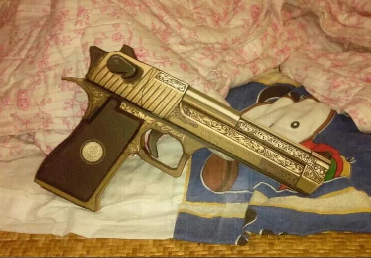 Бумажная модель оружия Desert Eagle оружие огнестрельное 3D игрушки ручной