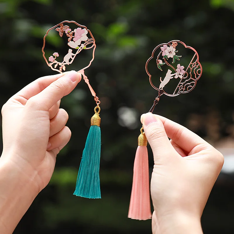 Ретро пустотелый Вишневый веер металлическая Закладка Кот и цветок креативные