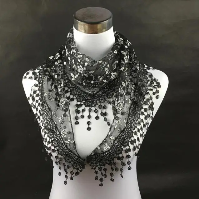 Женская шаль с кружевными кисточками и цветочным принтом осенне зимний шарф