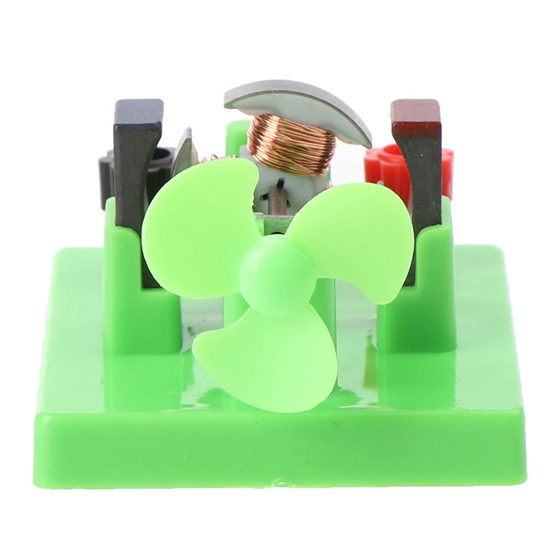 1 комплект с возможностью креативного самостоятельного выбора между DC