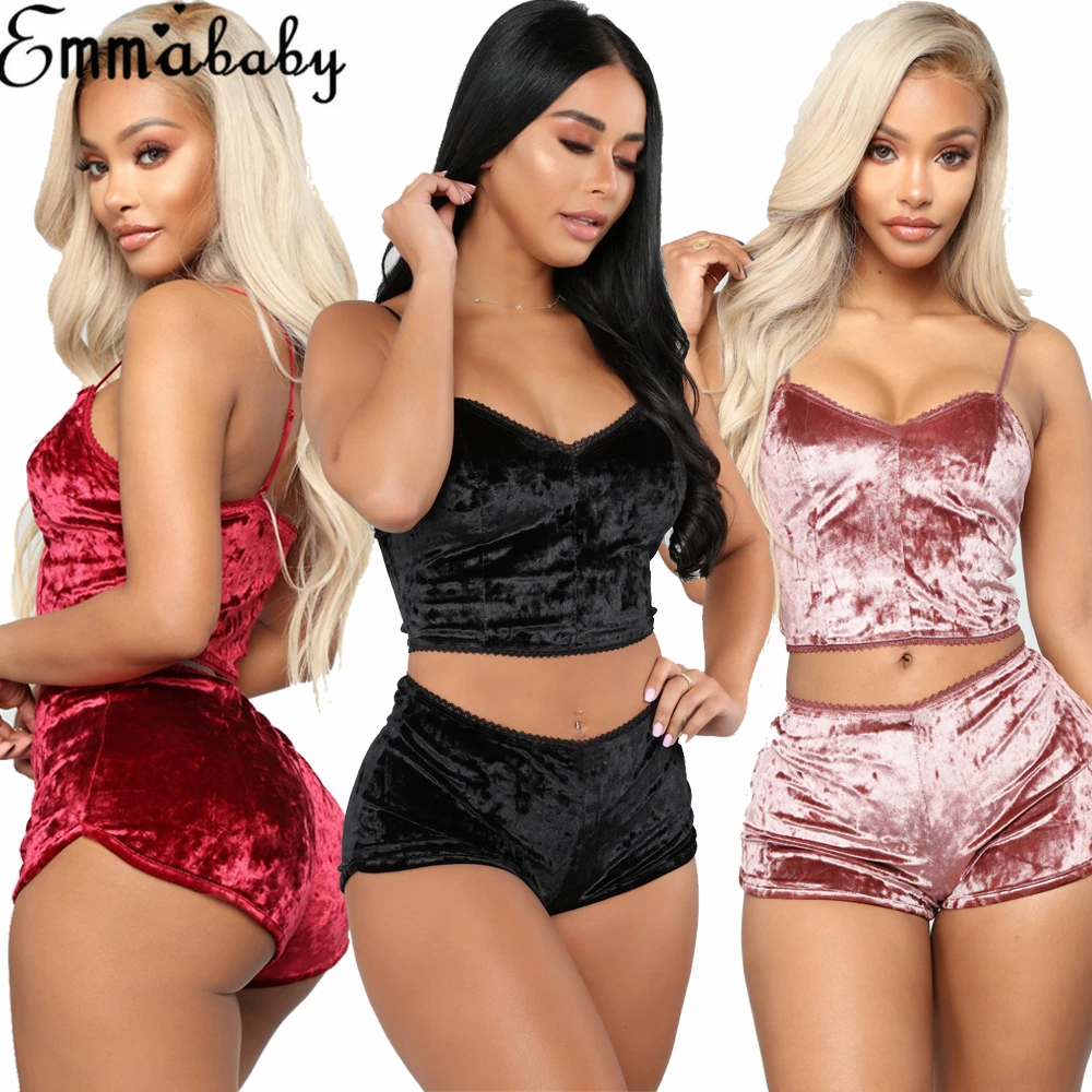 

Fashion Women 2pcs Velvet Sleepwear Sexy Spaghetti Strap Velvet Shorts Pajama Set Ladies Sleepwear female Pajama Party Set