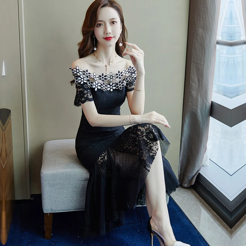 Женское кружевное платье русалка черное ажурное с вышивкой и коротким рукавом