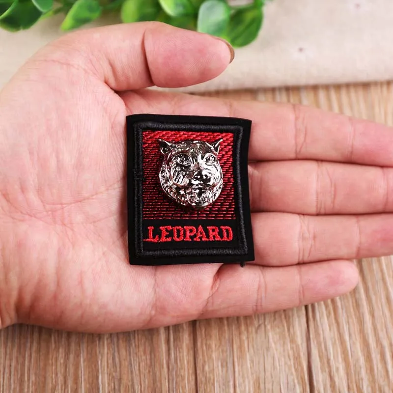 T N DIY Швейные кожа черного цвета с металлической 3D вышивка одежды Прохладный патч