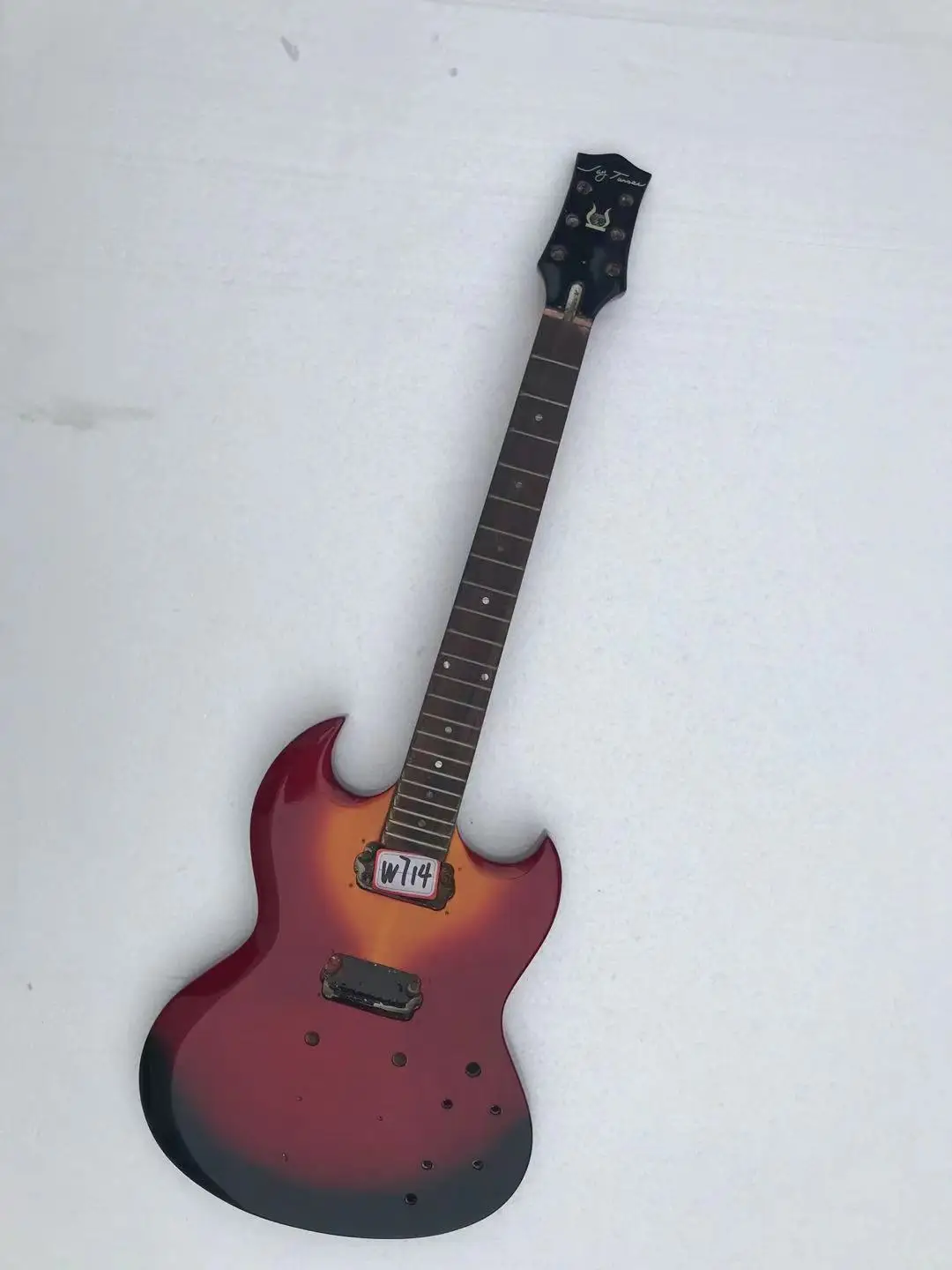 

Professional DIY (Not New) Genuine Jay Electric Guitar Customzied Design without Hardwares in Stock Free Shipping W714