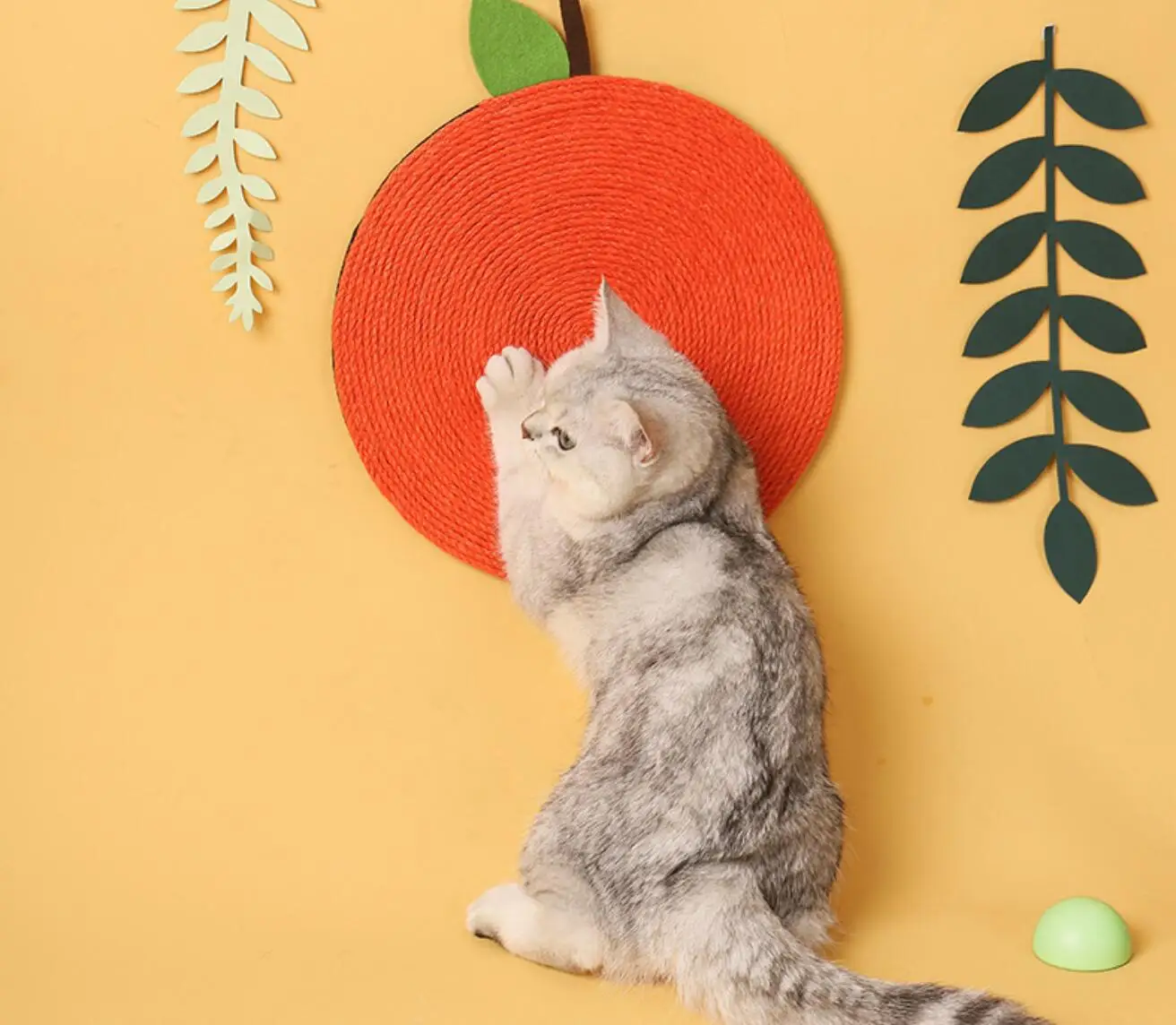 

Cats Scratching Pad Toy Sisal Wear-Resistant Orange Shape Kitten Scratcher Board Toys