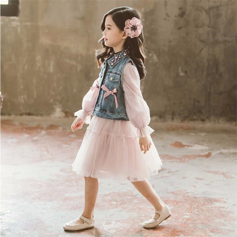 Джинсовое платье с бантом для девочек жилет жемчужинами кружевное модная одежда