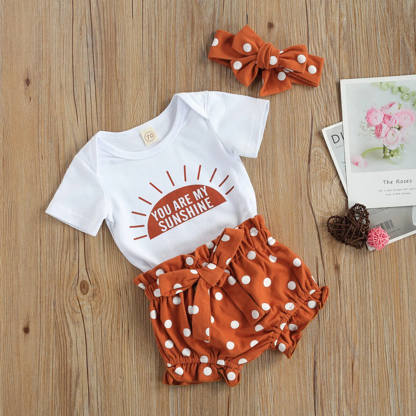 

OPPERIAYA Toddler Baby Girls Letter Spot Print Three-pieces Set Infant O-neck Short Sleeve Bodysuit Shorts Headband Casual Set