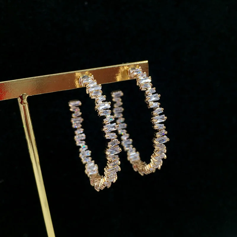 Китайский новый год женские продукт двухцветные позолоченные серьги с фианит