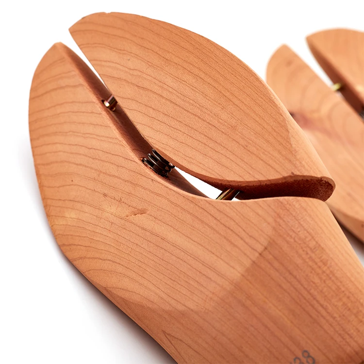 Оптовая продажа OEM регулируемые обувные растяжки кедровые деревянные деревья на