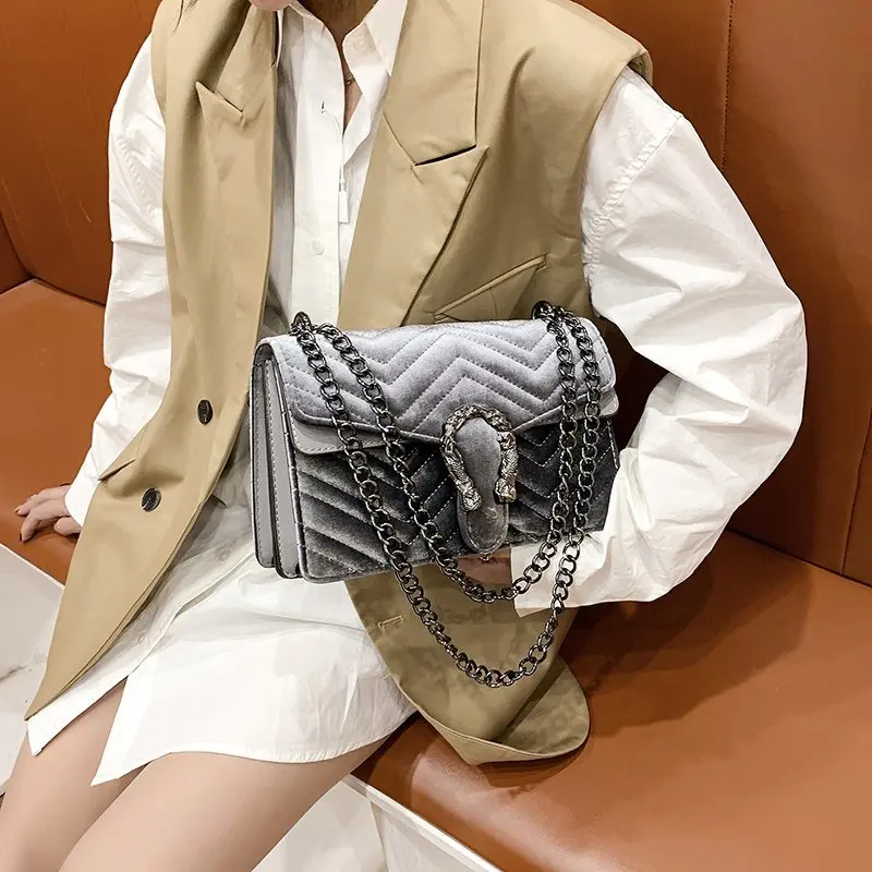 

Luxury Handbags Women Bags Designer Vintage Velvet Clutch Purse Shoulder Bag Small Crossbody Bag For Women 2019 bolsa feminina