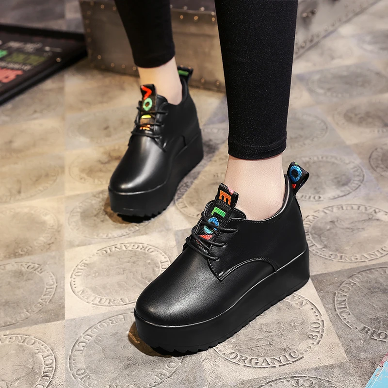 Женские оксфорды на платформе броги обувь плоской подошве лакированная кожа