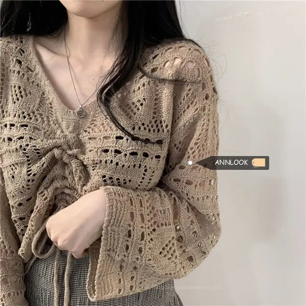 

Early autumn new 2021 retro versatile lazy hollow chest pleated sweet T-shirt