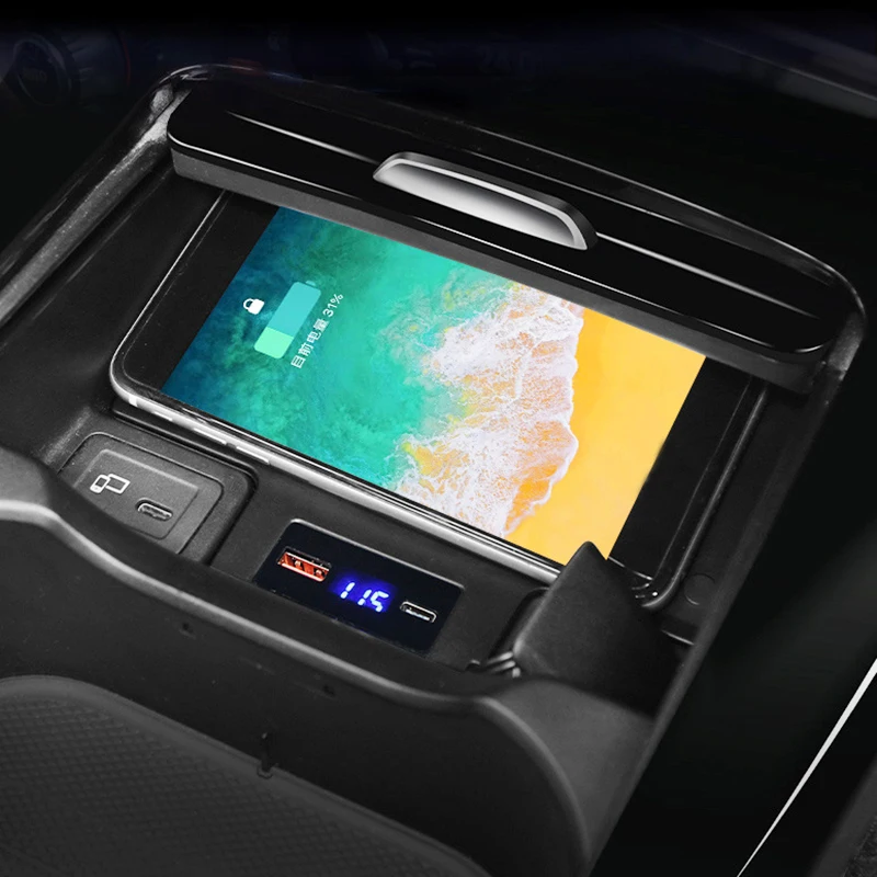 

For Mercedes Benz W177 W247 W188 CLA GLA GLB 2019 2020 2021 15W car wireless charging phone charger fast charger charging plate