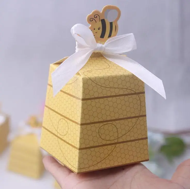 

1000 Pcs European Yellow Bee Style Baby Shower Birthday Party Wedding Favors Candy Boxes Gift Box with White Ribbons Wholesale