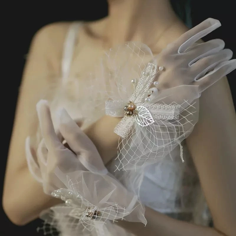 

Korean Female Thin Mesh Transpare Pearl Wedding Dress Gloves Summer Bow Lace Full Finger Anti-UV Sunscreen Driving Mittens L92