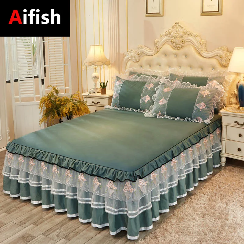Korean Silk Lace Romantic Light Luxury Bed Skirt Solid Color Embroidered Bedspread Pillowcase 3 Piece Suit Sheet Cushion Cover 5