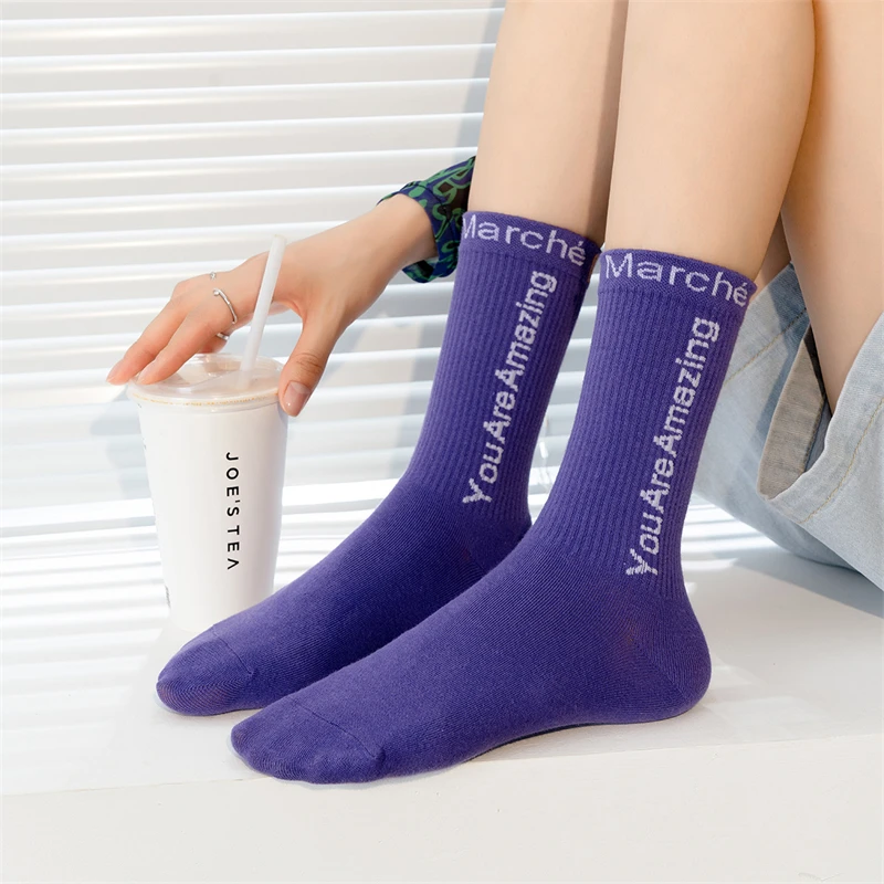 

Women Socks 2021 New Autumn High Quality Cotton Fashion Letter Long Sport Socks Absorb Sweat Middle Tube Girl Korean Socks Girl