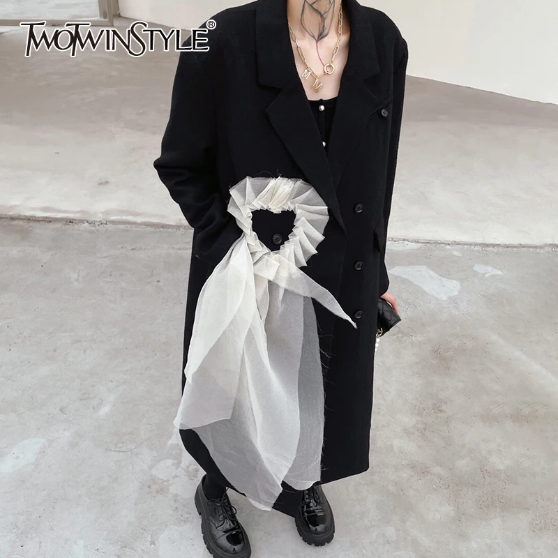 

TWOTWINSTYLE Streetwear Coat For Women Notched Loose Long Sleeve Patchwork Mesh Heart Coats Female 2021 Autumn Fashion Clothing