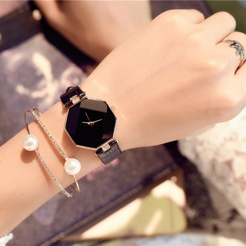 

Ladies Rhombus Creative Clock Luxury Women Watches Fashion Diamond Female Quartz Wristwatches Relogio Feminino Zegarek Damski