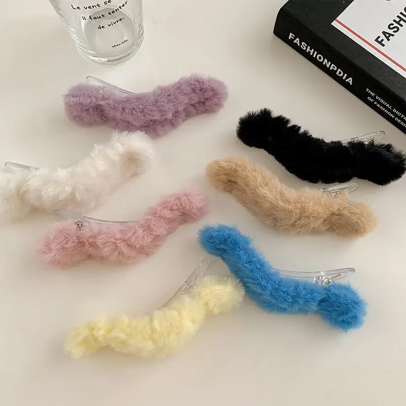 

Новые зимние женские милые мягкие заколки из искусственного меха карамельных цветов для девочек милые заколки для волос с повязкой на голо...