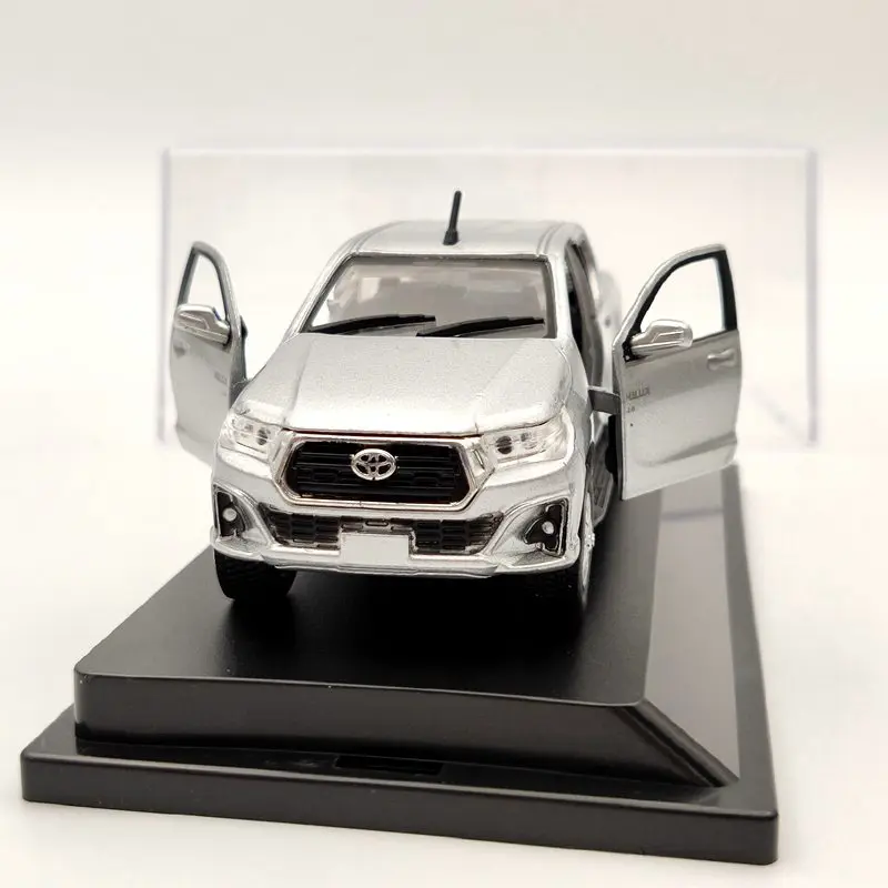 1/43 для тонн ~ ota Hilux Revo 2 8 4X4 замком Diff серебро литьё под давлением модельных