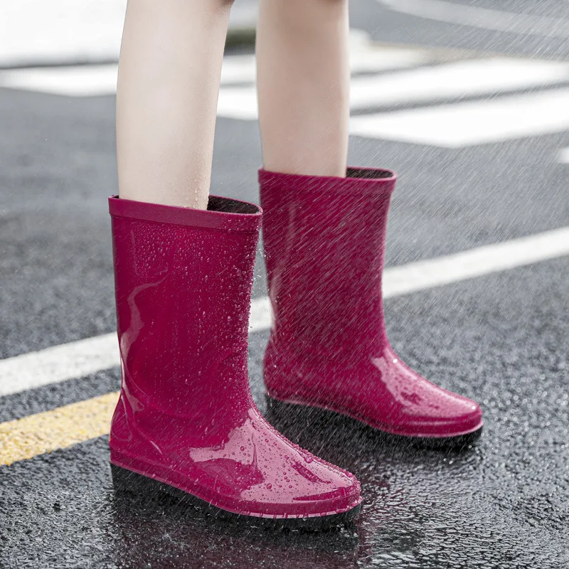 Women Outdoor Mid-Calf Rain Boots Light Comfort Work Water Boots Female Non-slip Waterproof PVC Shoes Flat Platform Rainboots