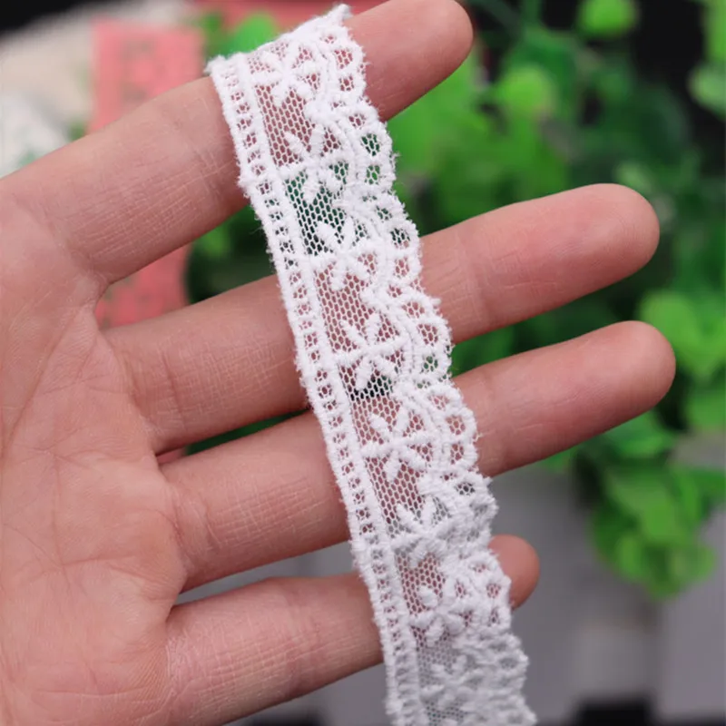 

Lot 2CM Wide White Black Red Tulle Cotton Embroidery Ribbon 3D Flowers Lace Collar Trim Dress Curtains Hat Sewing Supplies FL188