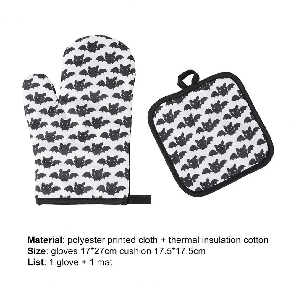 

Microwave Oven Mitts Temperature Resistance Thick Fade-Less Baking Tools Halloween Pattern Microwave Oven Mitts with Mat