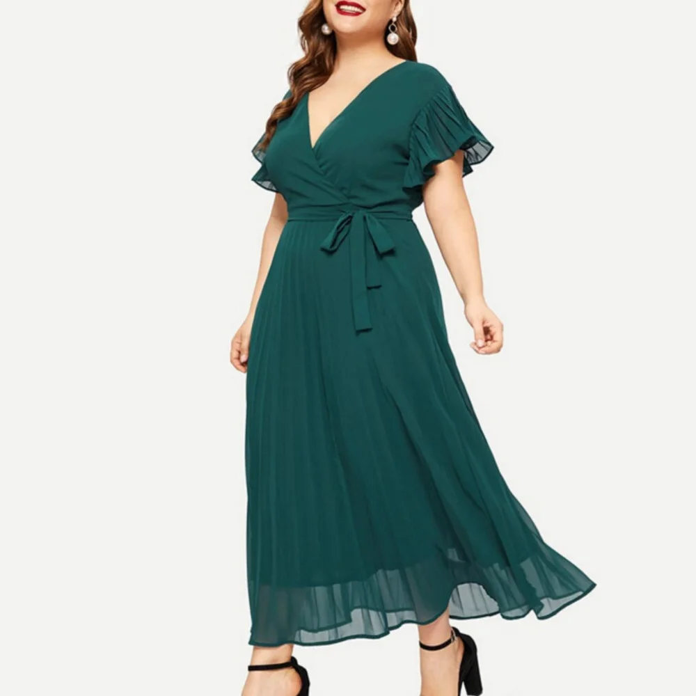 Женское плиссированное платье большого размера с v-образным вырезом и поясом