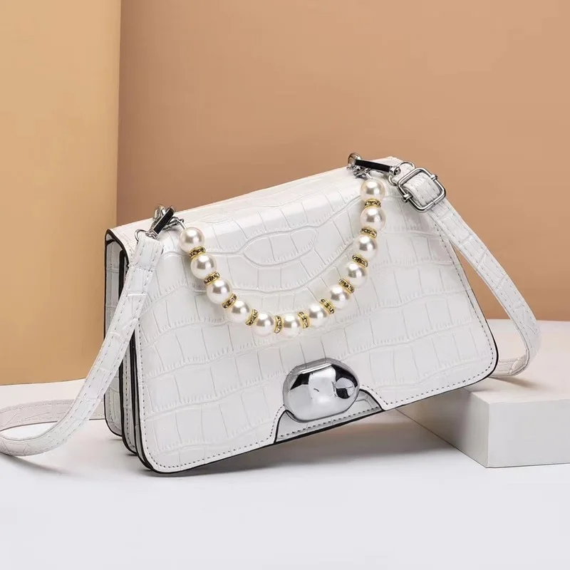 

Женская сумка-мессенджер популярная жемчужина, осень 2021, лидер продаж, новая модная Высококачественная нишевая дамская сумка на одно плечо