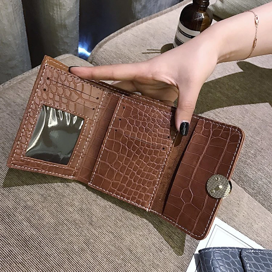 

2021 Vintage Women Short Wallet Multi-card Bit Ladies Design Retro Card Holder PU Leather Women's Clutch Wallets Purses