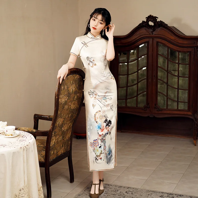 

Women White Satin Slim Cheongsams Sexy Maxi Mandarin Collar Qipao Classic Chinese Bride Wedding Dress Gown Oversize 3xl-4xl