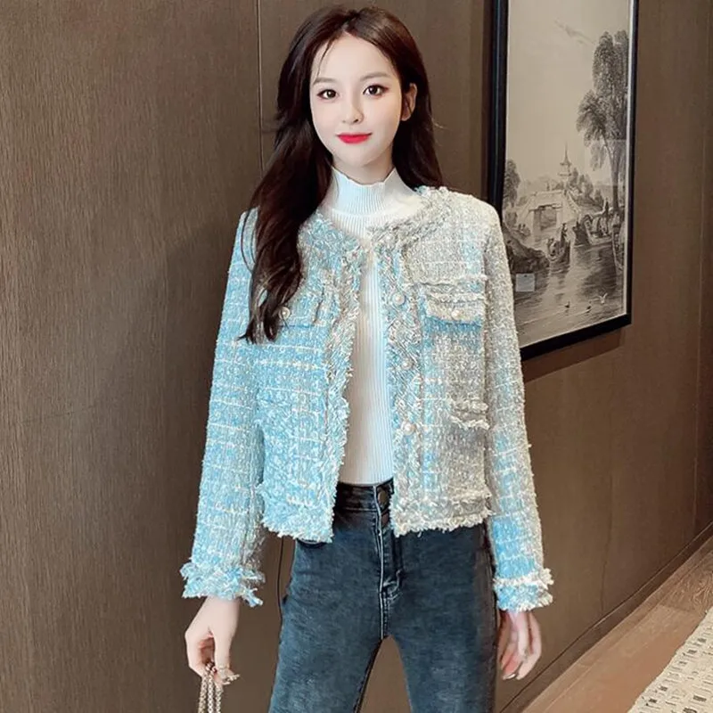 

2023 Autumn Elegant Tweed Jacket Tassel Long Sleeves O Neck Female Solid color Leisure loose Women Short Jacket