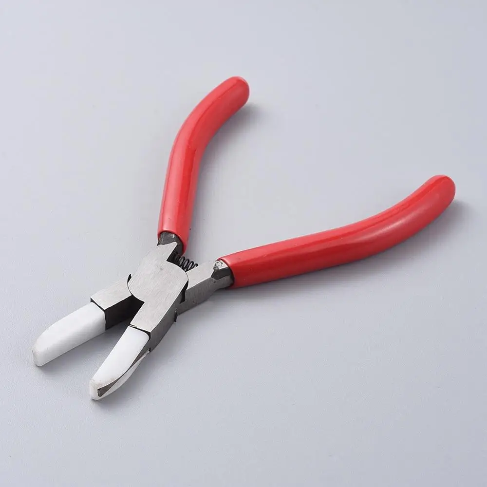 

Carbon Steel Jewelry Pliers Red Flat Nose Plier with Cover for Jewelry DIY Making Tools 142x98x8mm