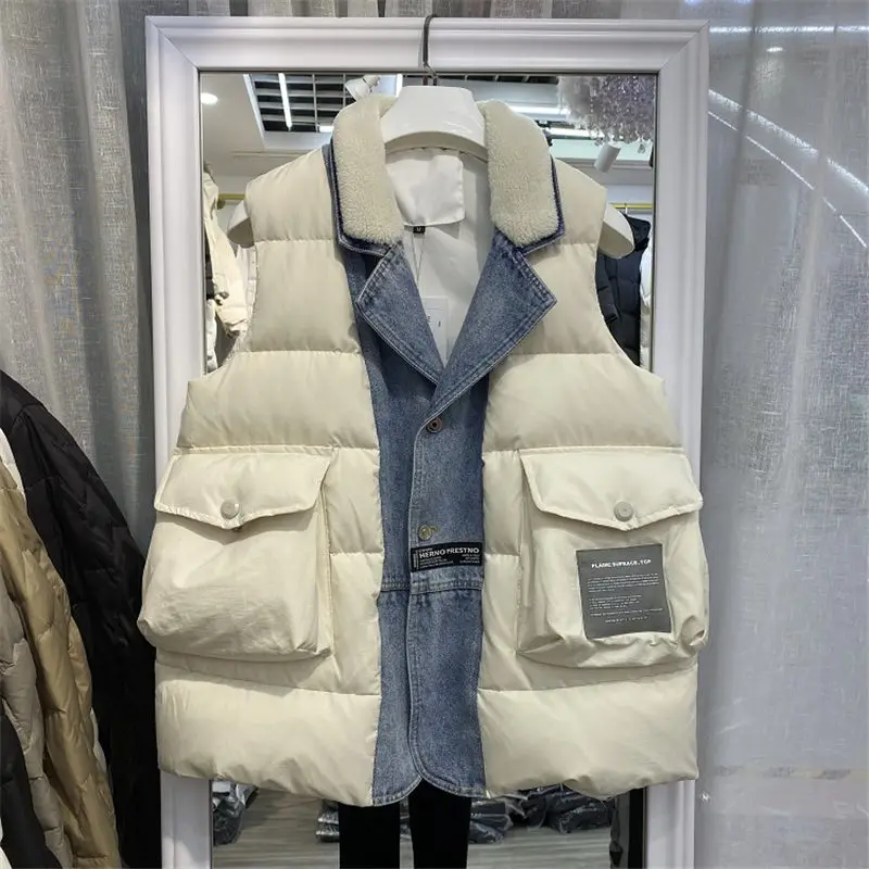 

Куртка с отворотом из меха ягненка, женский свободный джинсовый комбинированный плотный жилет из двух частей, безрукавка из белого утиного ...