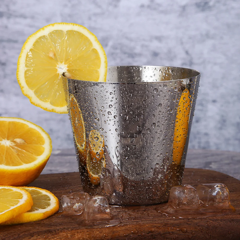 

4pcs Stainless Steel Food Dipping Bowl Sauce Cup Seasoning Dish Saucer Appetizer Plates ketchup Sauce Container (Size + Size