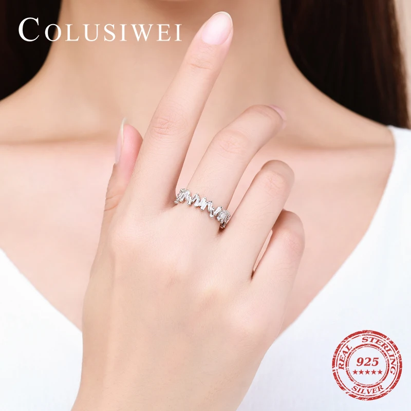 Кольцо женское из серебра 925 пробы с фианитами | Украшения и аксессуары