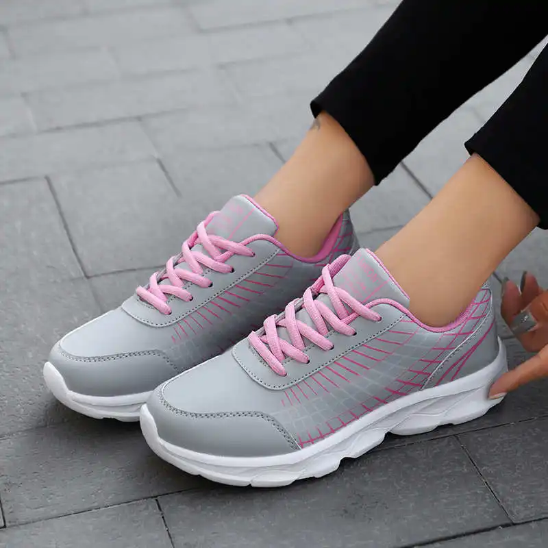

Ladiea Children's Sports Shoes Shockproof Designer Sneakers Bot Women's Sport Shoes On The Platform Running Shoes Ladies Tennis