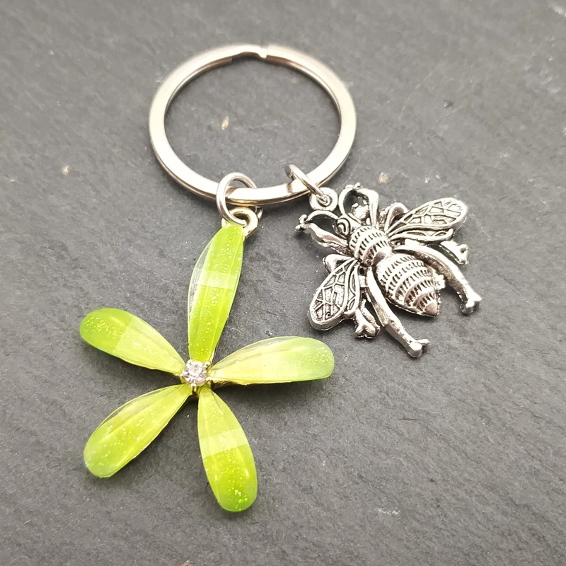 Модный брелок с подвеской в виде насекомого милой маленькой Пчелкой цветочное