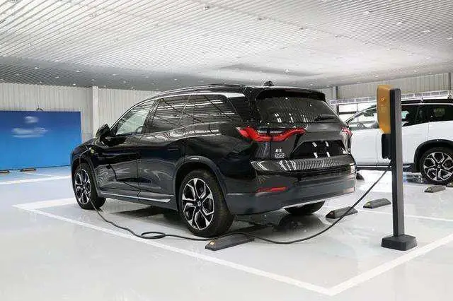 Однофазное трехфазное зарядное устройство EV 32A электрическая Автомобильная