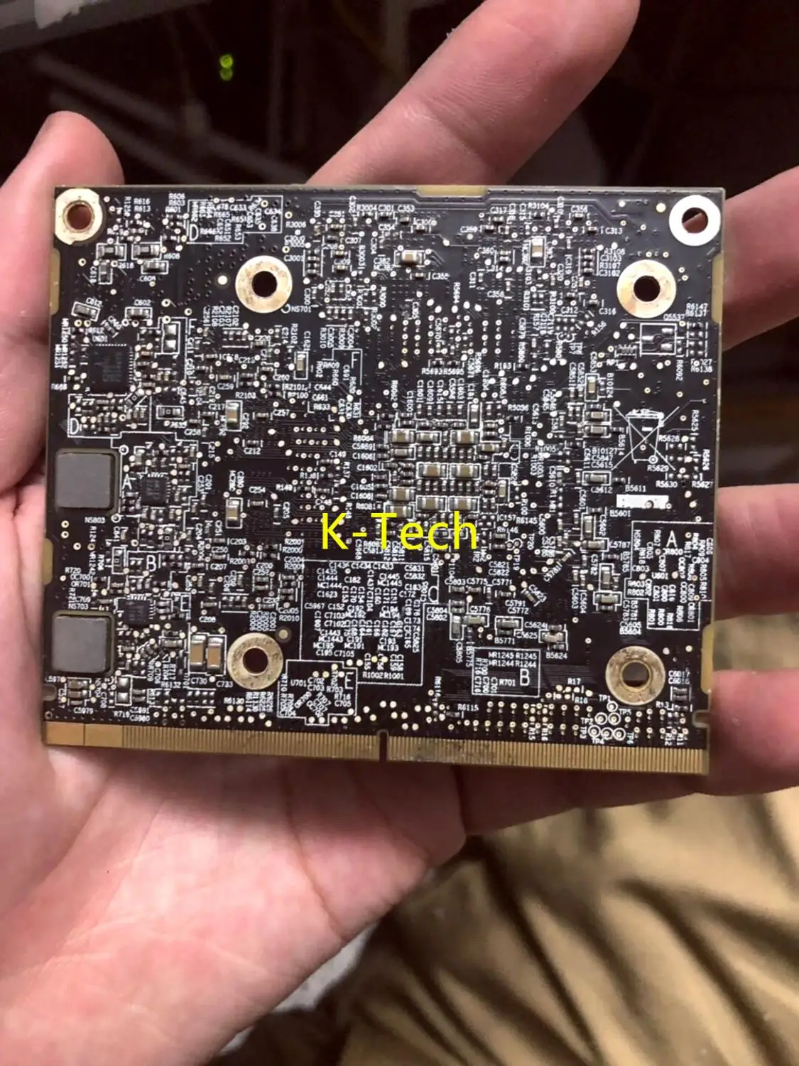 Видеокарта HD6770M HD6770 HD6750 6750M 109-C29557-00 VGA Для iMac 27 дюймов A1312 21 5 дюйма A1311 216-0810001 |