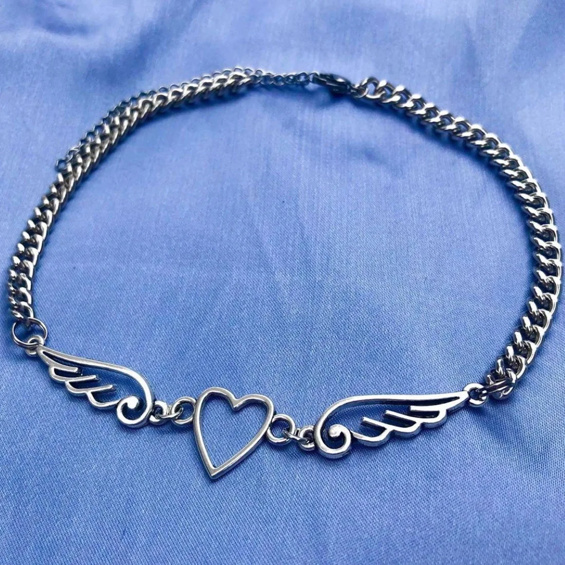

New Women Punk Hollow Out Heart Angel Wings Necklace Hip Hop Choker Chain Buckle Collar Trendy Party Jewelry