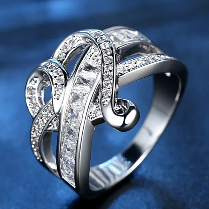 

Surrounding Crystal Ring Glamour Lady Fashion Single Glamour Seal Metal Ring Colorful Zircon Gift Set Party Party Ring Gift