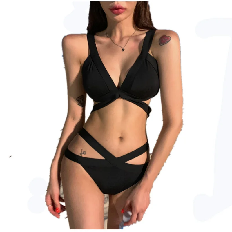 

2021 summer sexy women's new fashion swimsuit bikini black size chest gathered three-point female hot spring seaside swimsuit