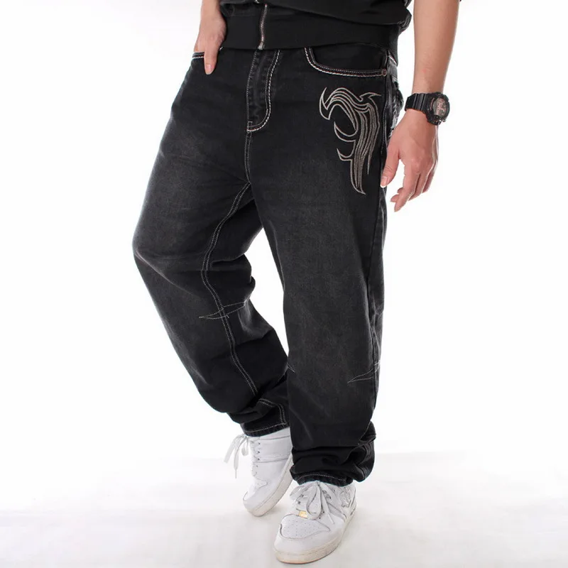 Men Street Dance Hiphop Jeans Fashion Embroidery Black Loose Board Denim Pants Overall Male Rap Hip Hop Jeans Large size 30-46