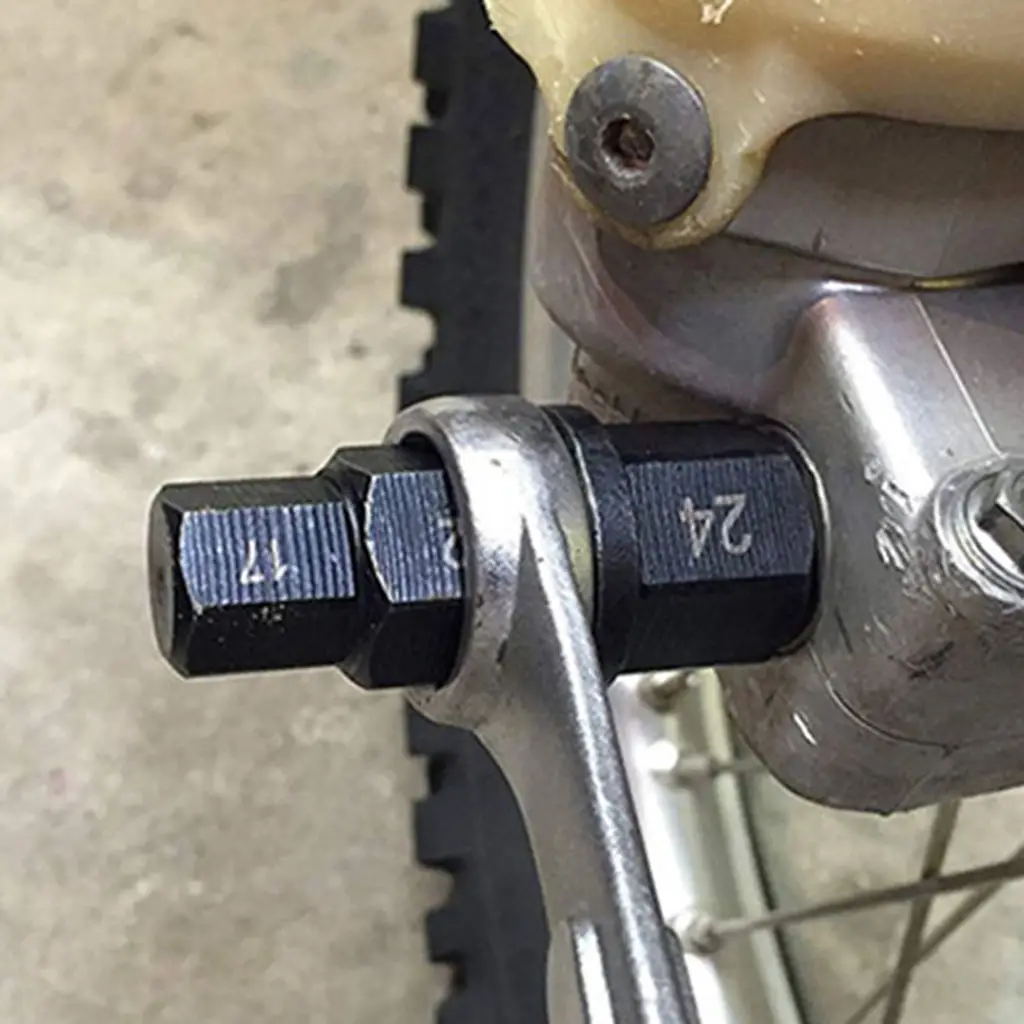 Универсальный инструмент для снятия переднего и заднего колеса мотоцикла 17-24 мм |